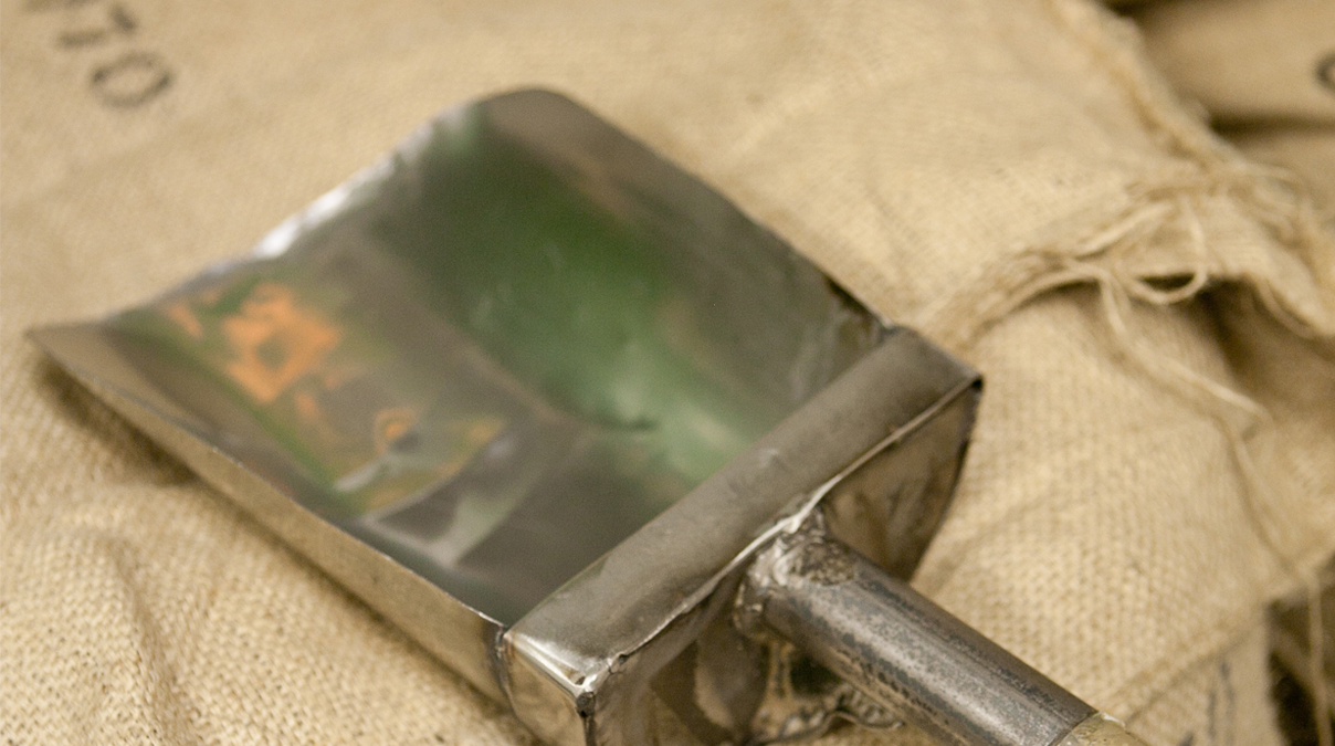 Schaufel aus Metall für Kaffeebohnen
