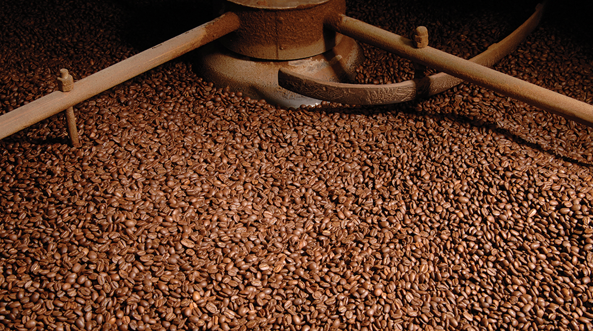 Kaffeebohnen werden geröstet